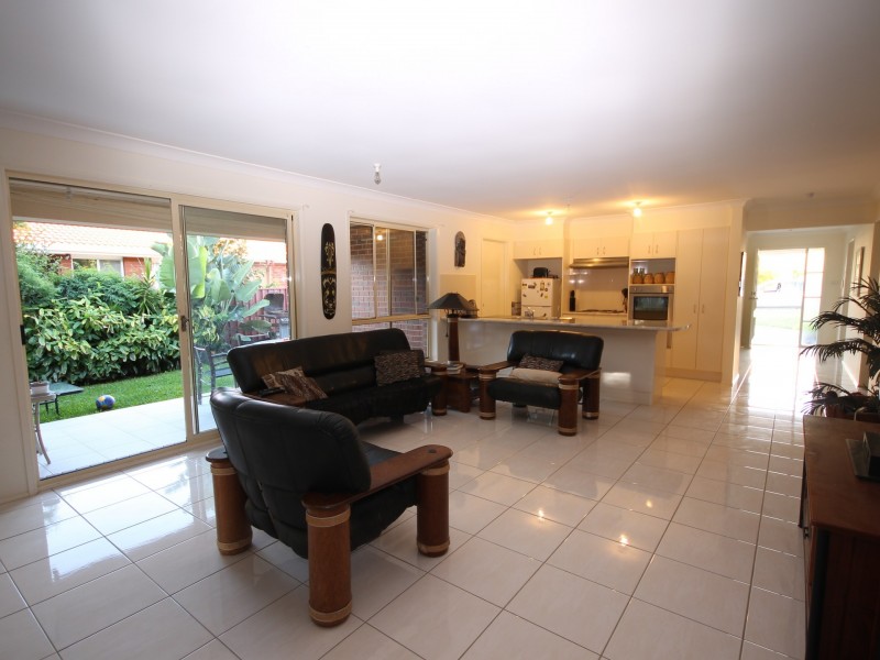 21 Yuroka Crescent, St Georges Basin NSW 2540