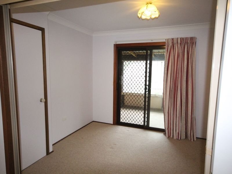 64 Waratah Crescent, Sanctuary Point NSW 2540