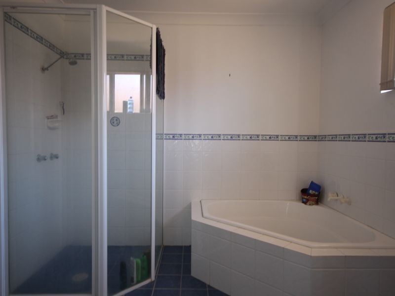 20 Kingsford Smith Crescent, Sanctuary Point NSW 2540