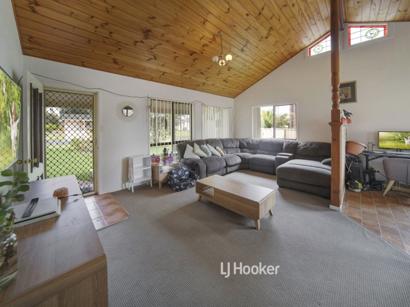 24 Cessna Avenue, Sanctuary Point NSW 2540