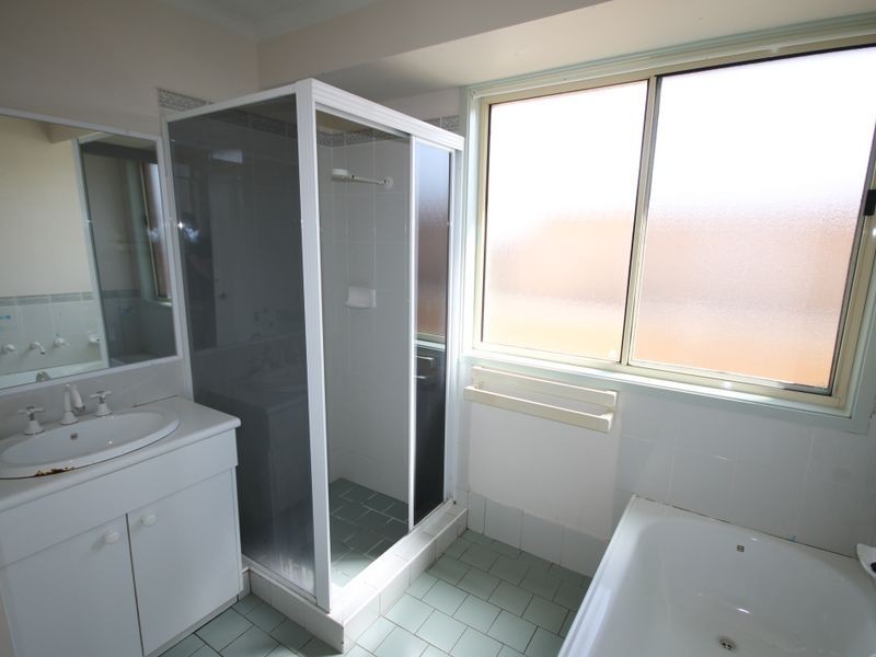 4 Kirkham Way, Sanctuary Point NSW 2540