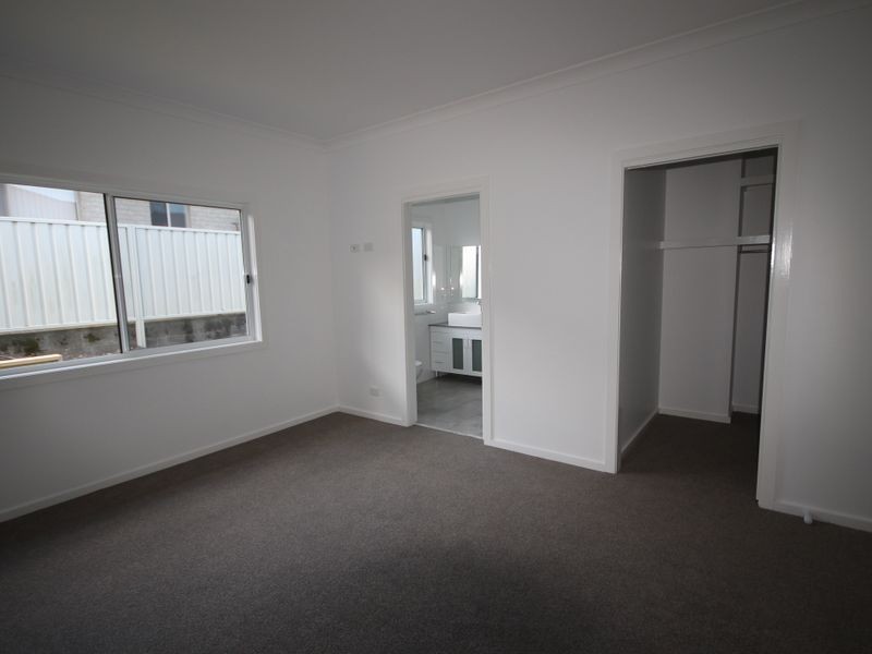 39 Hewitt Avenue, St Georges Basin NSW 2540