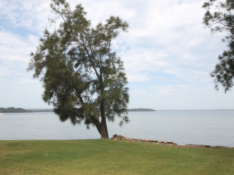 5 Loralyn Avenue, St Georges Basin NSW 2540