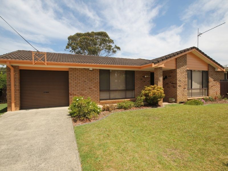 57 Roulstone Crescent, Sanctuary Point NSW 2540