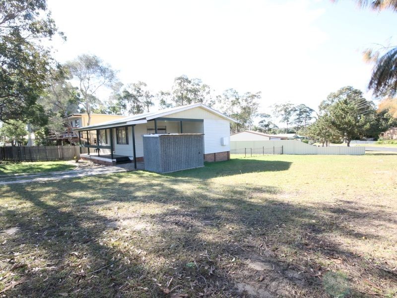 2 Waratah Crescent, Sanctuary Point NSW 2540