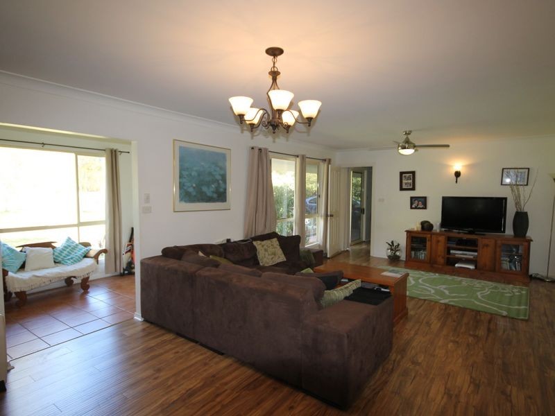 7 Laurina Place, Basin View NSW 2540