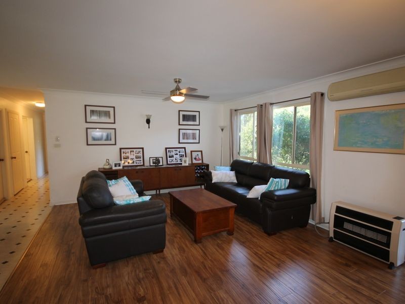 7 Laurina Place, Basin View NSW 2540