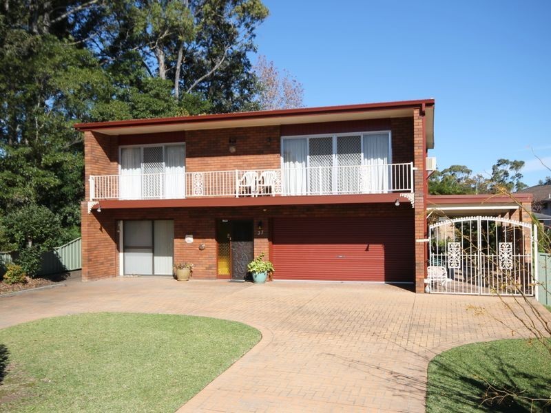 37 Lachlan Crescent, St Georges Basin NSW 2540