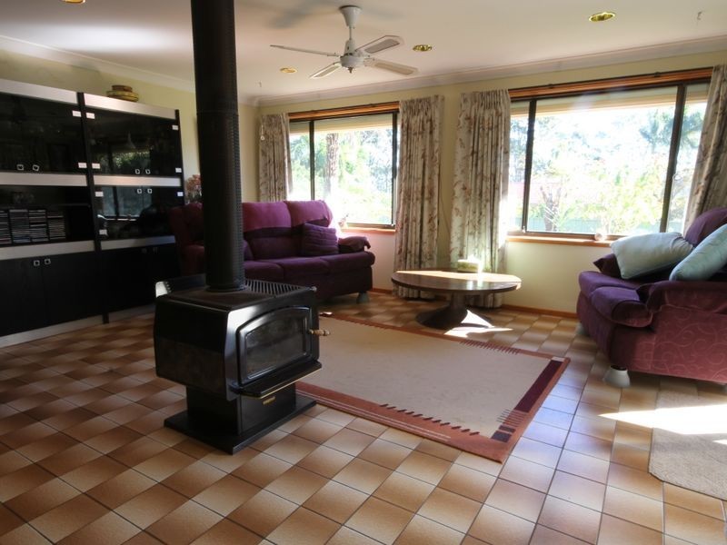 37 Lachlan Crescent, St Georges Basin NSW 2540