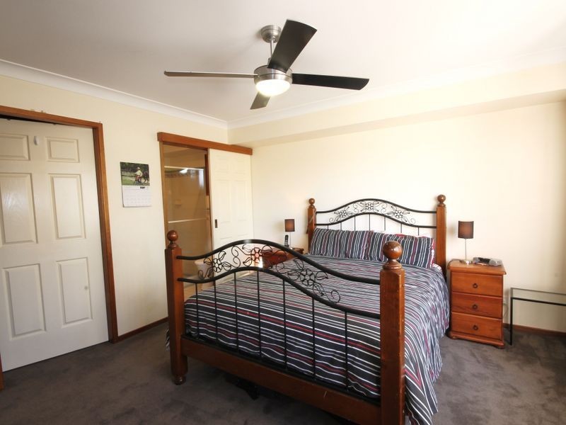 17 Kerry Street, Sanctuary Point NSW 2540