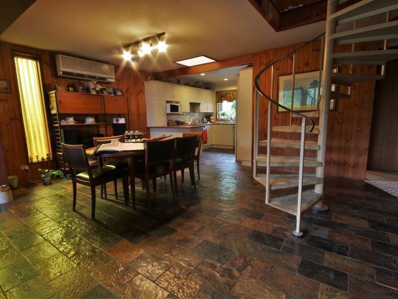 11 Loralyn Ave, St Georges Basin NSW 2540