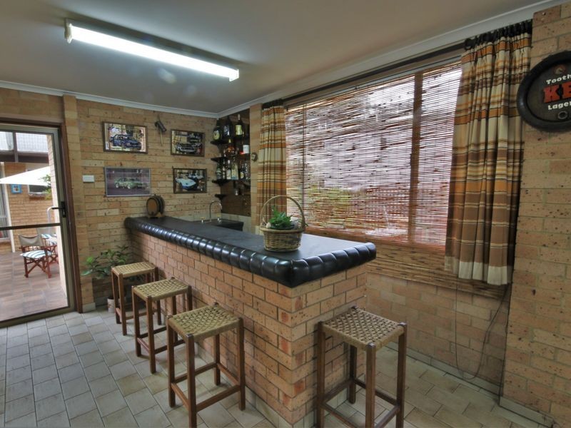 11 Loralyn Ave, St Georges Basin NSW 2540