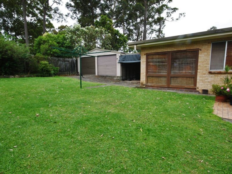 11 Loralyn Ave, St Georges Basin NSW 2540