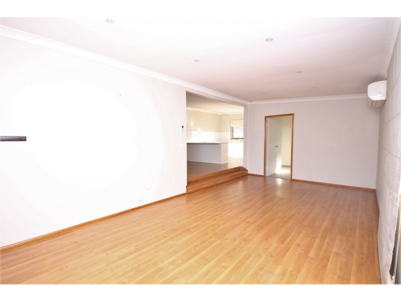 120 Waratah Crescent, Sanctuary Point NSW 2540
