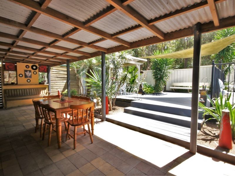 4 Atkins Place, St Georges Basin NSW 2540