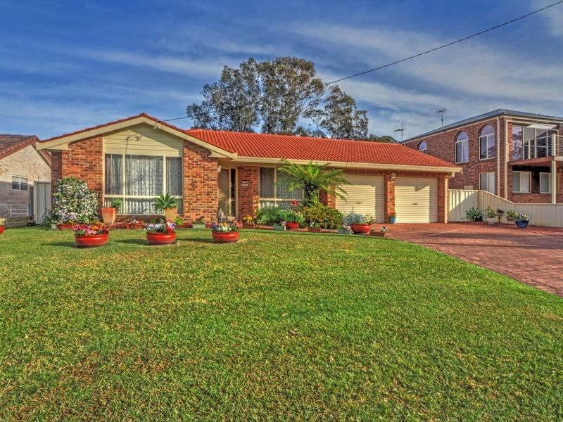 6 Collett Place, St Georges Basin NSW 2540