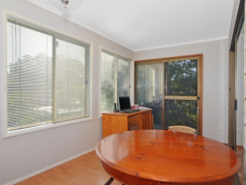 16 Walmer Avenue, Sanctuary Point NSW 2540