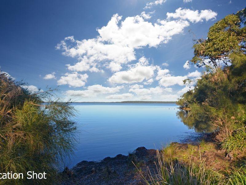 16 Walmer Avenue, Sanctuary Point NSW 2540