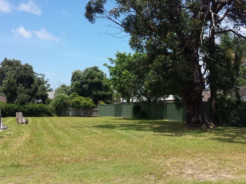 13 Pangari Crescent, St Georges Basin NSW 2540