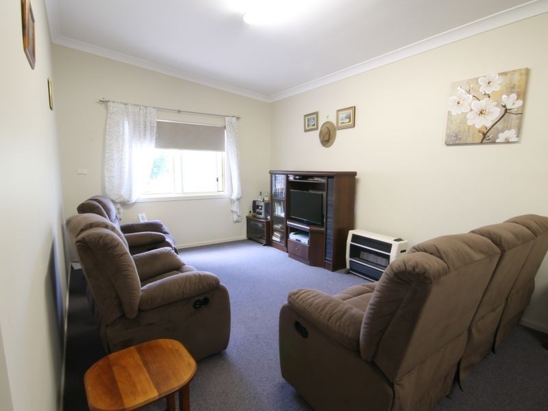 6 Fitzpatrick Street, Old Erowal Bay NSW 2540