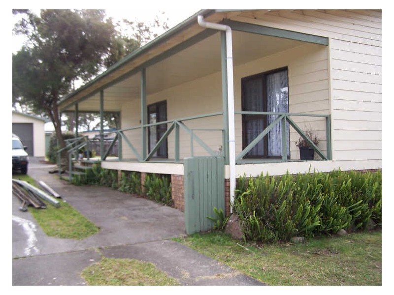 25 Fitzpatrick St, Old Erowal Bay NSW 2540