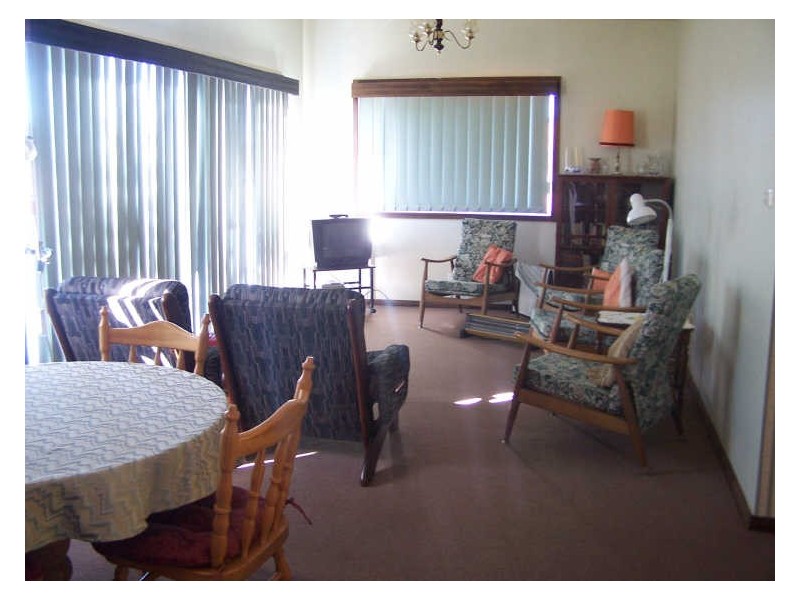 16 Lambs Crescent, Vincentia NSW 2540