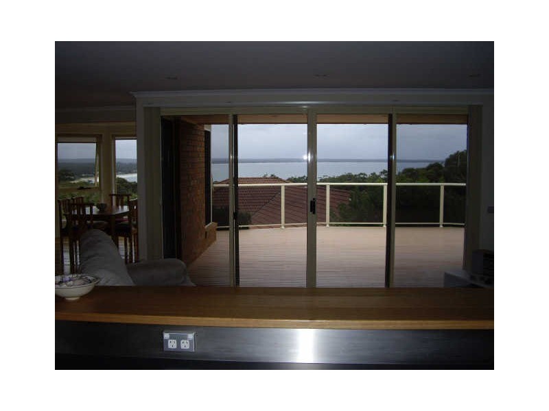 11 Whitshed Place, Vincentia NSW 2540