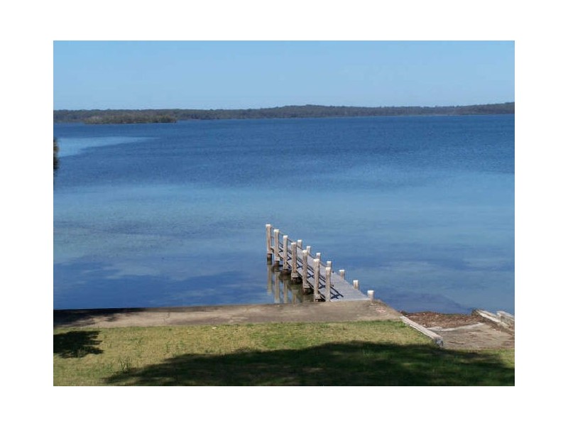 11 Kevin Crescent, St Georges Basin NSW 2540