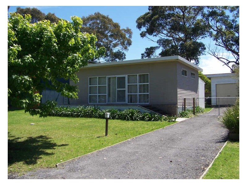 20 Walmer Ave, Sanctuary Point NSW 2540
