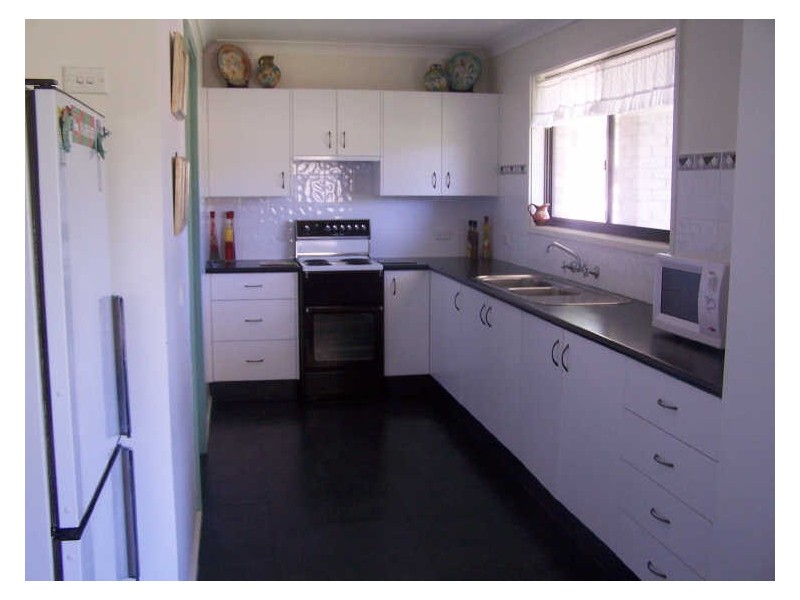 29 Waratah Crescent, Sanctuary Point NSW 2540