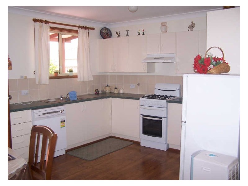 17 Vickery Avenue, Sanctuary Point NSW 2540