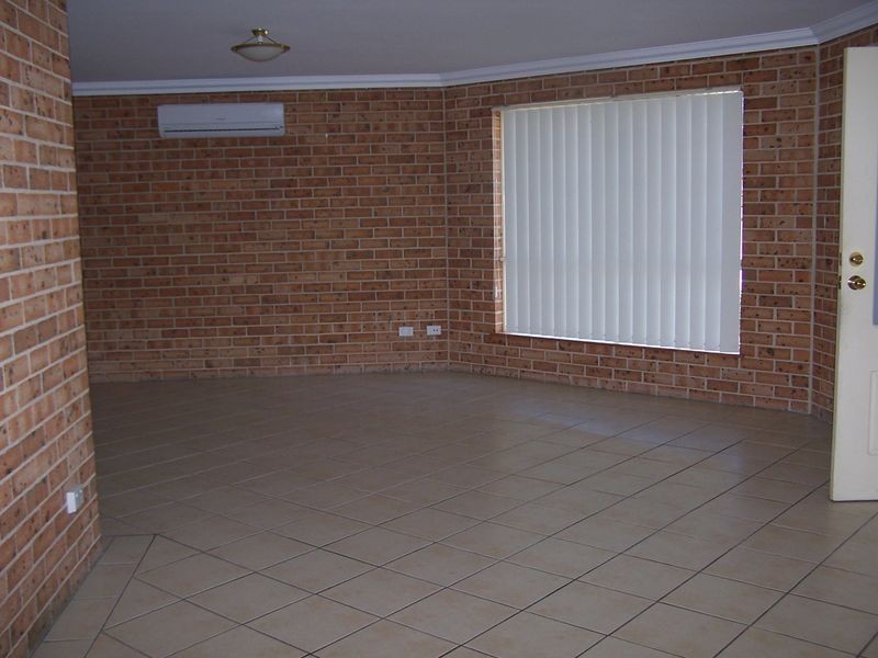 2/11 Leumeah Street, Sanctuary Point NSW 2540