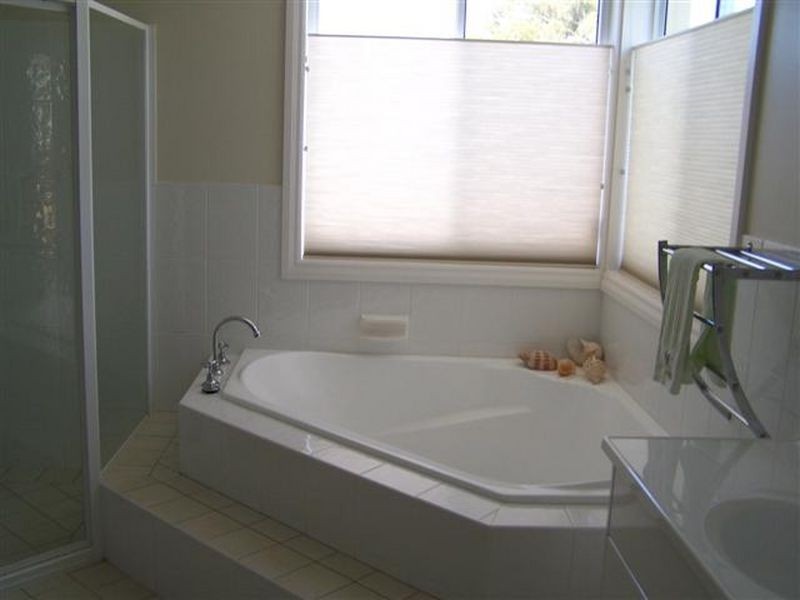 3 Lambs Crescent, Vincentia NSW 2540