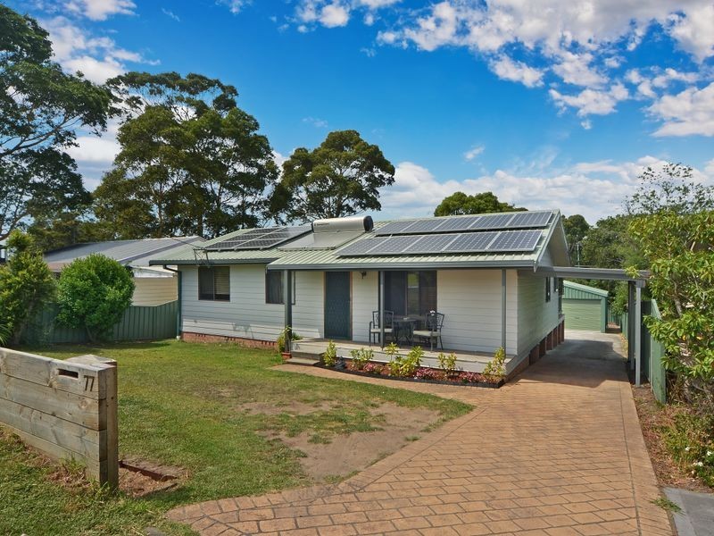 77 Macleans Point Rd, Sanctuary Point NSW 2540