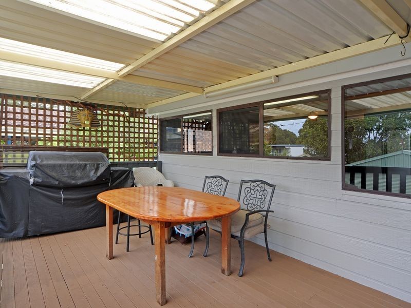 77 Macleans Point Rd, Sanctuary Point NSW 2540