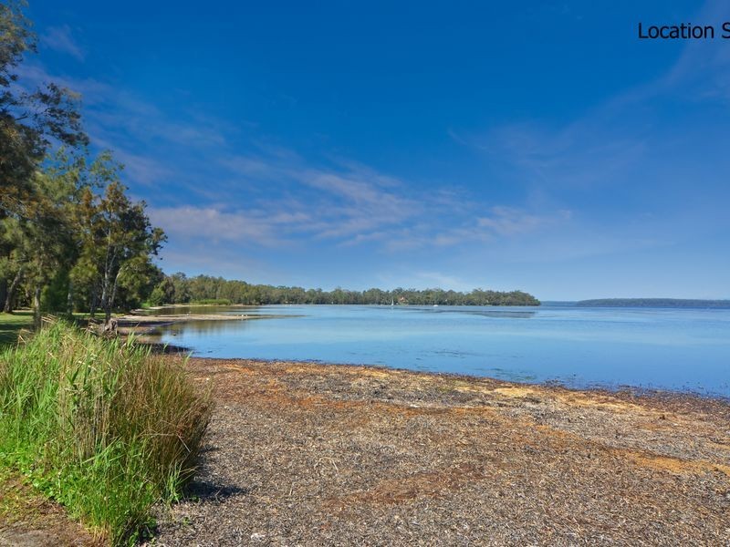 77 Macleans Point Rd, Sanctuary Point NSW 2540