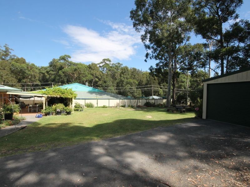 95 Loralyn Ave, St Georges Basin NSW 2540