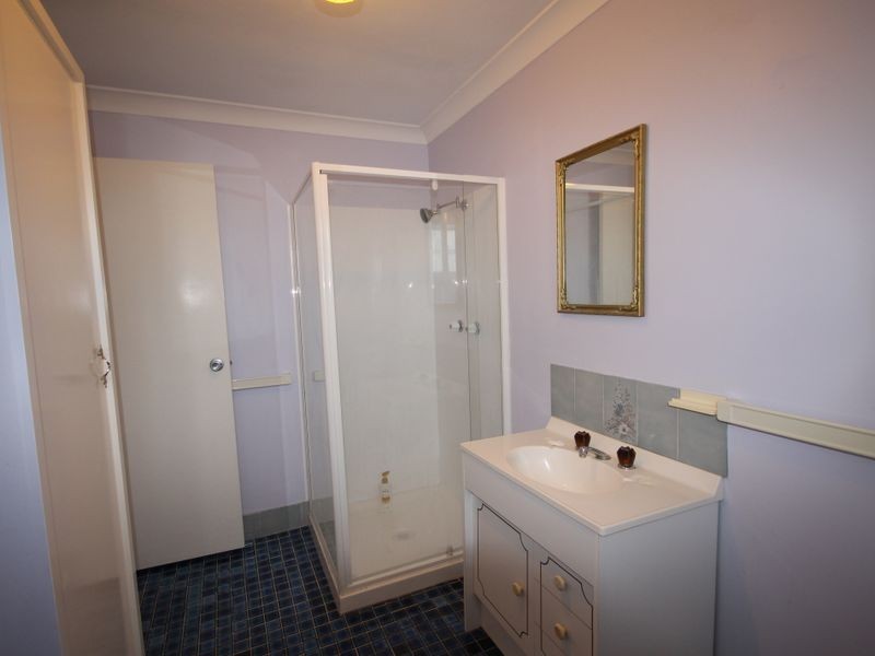 8 Gibson Crescent, Sanctuary Point NSW 2540