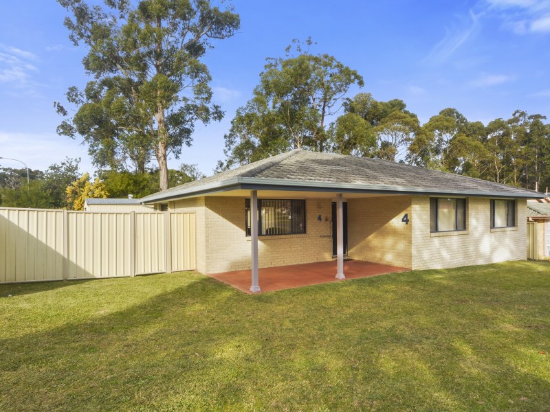 4 Tilbrook Avenue, St Georges Basin NSW 2540
