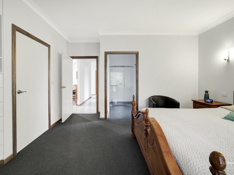 206 Walmer Avenue, Sanctuary Point NSW 2540