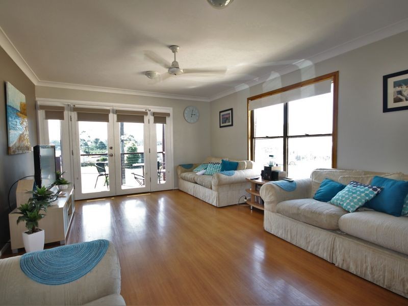 10 Auster Crescent, Sanctuary Point NSW 2540