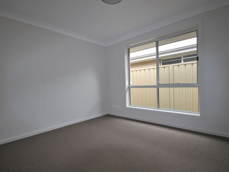 18B Hewitt Avenue, St Georges Basin NSW 2540