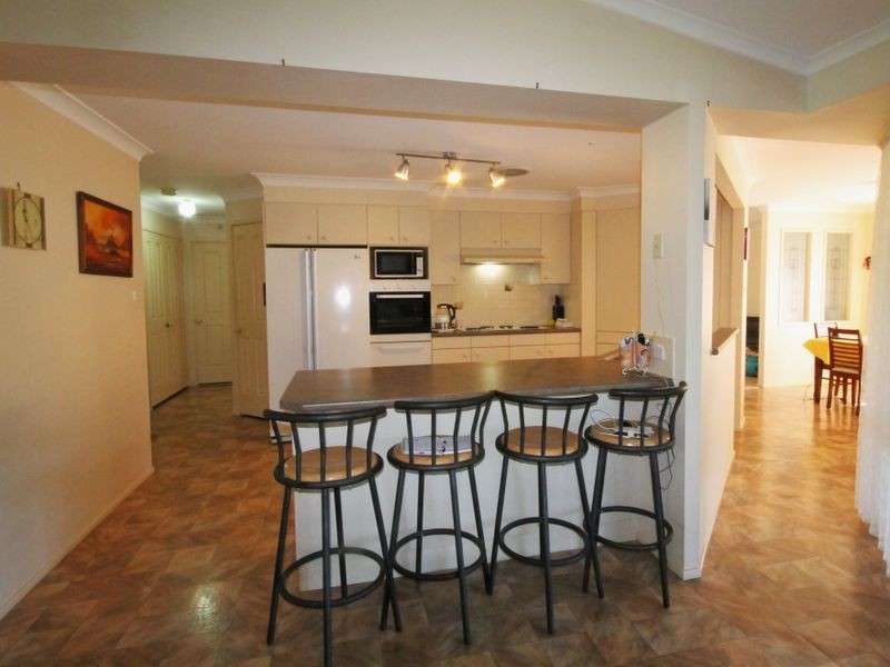 8 Lawson Way, Sanctuary Point NSW 2540