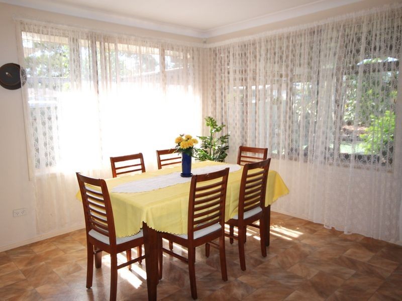 8 Lawson Way, Sanctuary Point NSW 2540