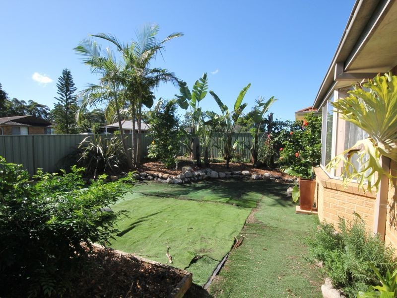 8 Lawson Way, Sanctuary Point NSW 2540