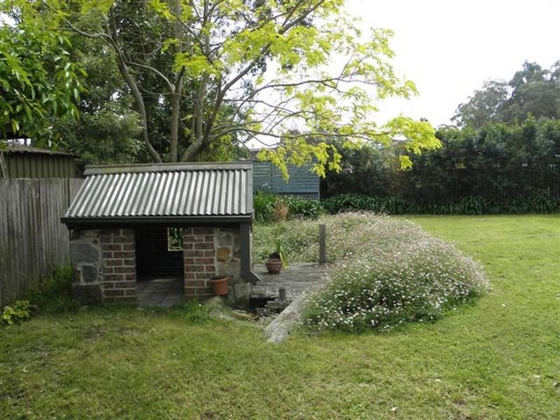 18 Walmer Ave, Sanctuary Point NSW 2540