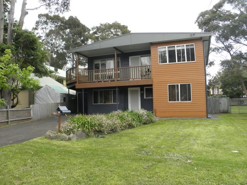 18 Walmer Ave, Sanctuary Point NSW 2540