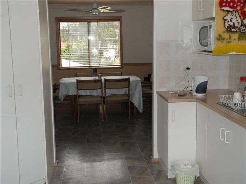 18 Walmer Ave, Sanctuary Point NSW 2540