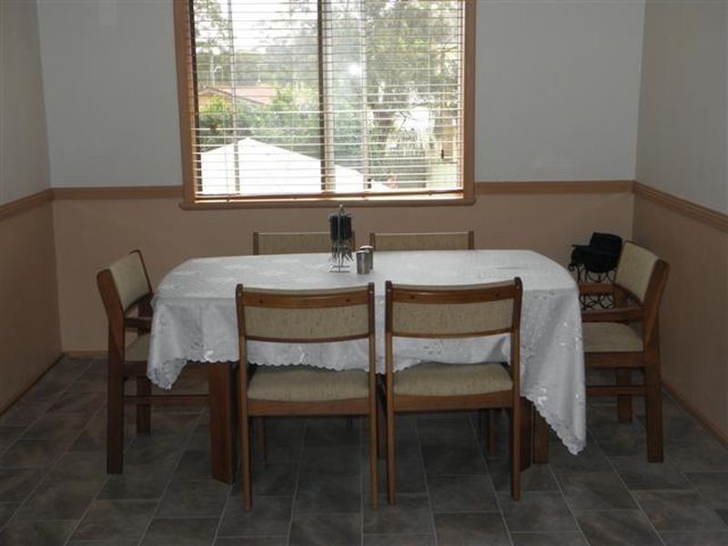 18 Walmer Ave, Sanctuary Point NSW 2540