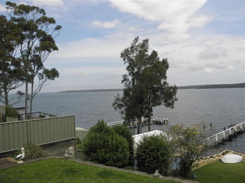 82 Basin View Parade, Basin View NSW 2540